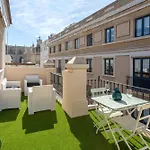 Genteel Giralda Appartement *