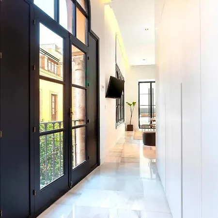 Genteel Giralda Apartment Seville