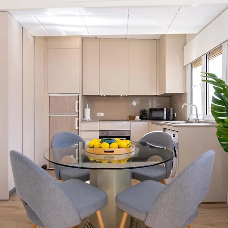 Genteel Giralda * Séville