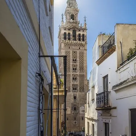 Apartment Genteel Giralda