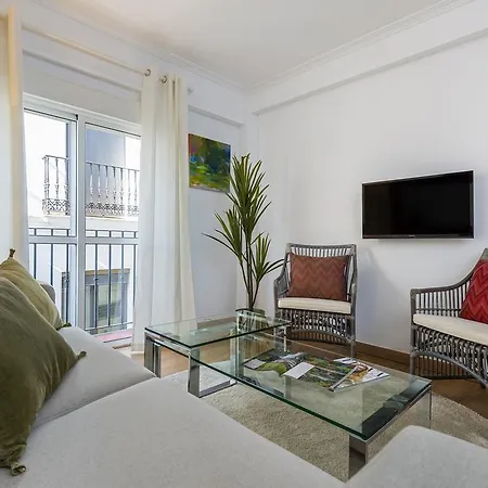 Genteel Giralda Apartment