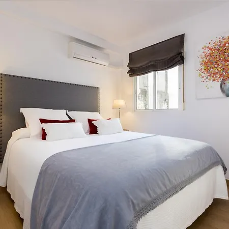 Apartment Genteel Giralda
